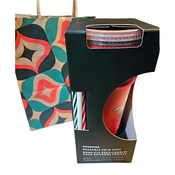 NWT Starbucks 2022 Christmas Holiday Reusable Cold Cups W/ Straws Set Of 6 - Picture 3 of 5